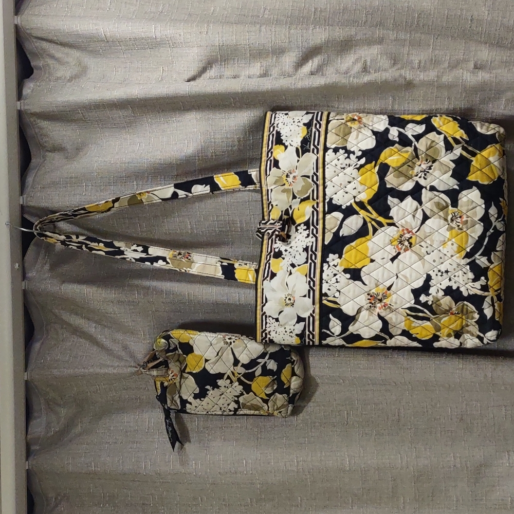 Vera Bradley white yellow Floral Bag Tote Make Up Case Set